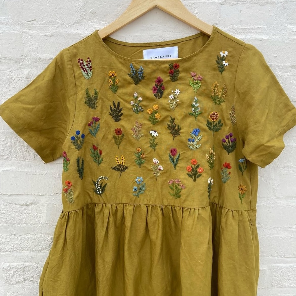 Hand-Embroidered Tradlands Nico Dress | XS - Picture 2 of 10